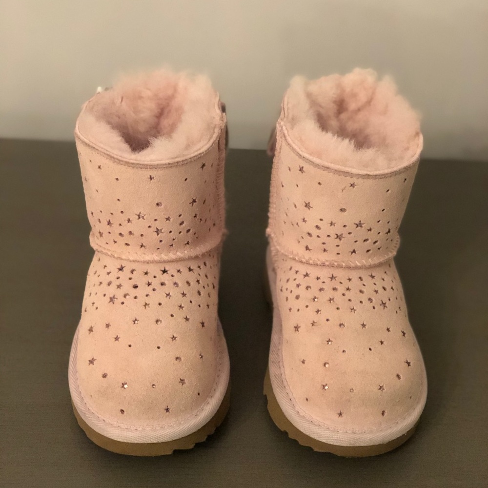 UGG Stargirl Bow Mini II Bootie